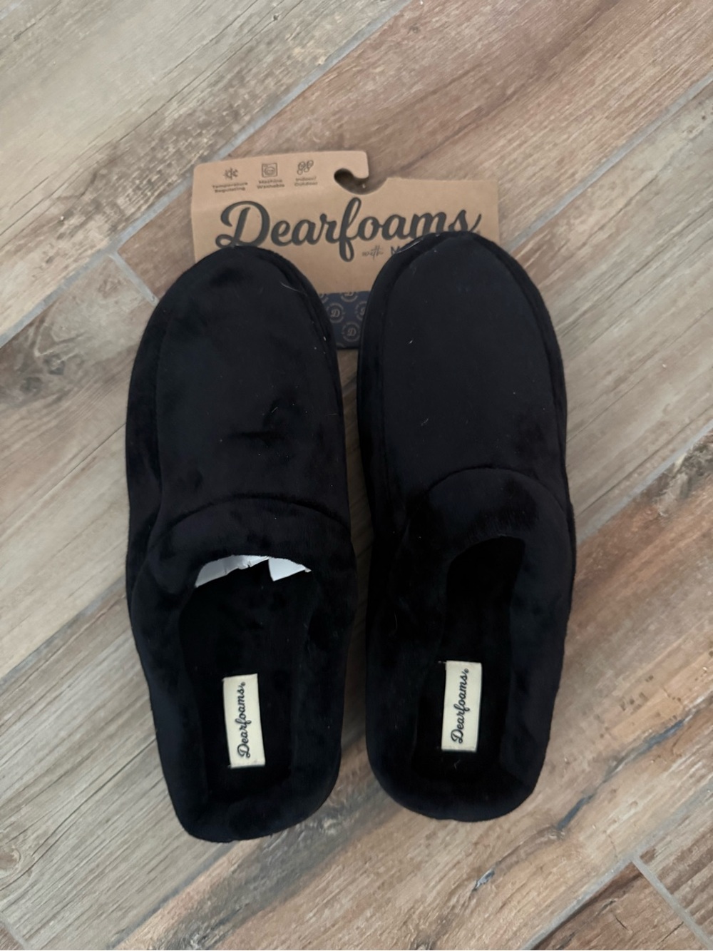 dearfoams Men’s Black Plush Slip-On Loafers